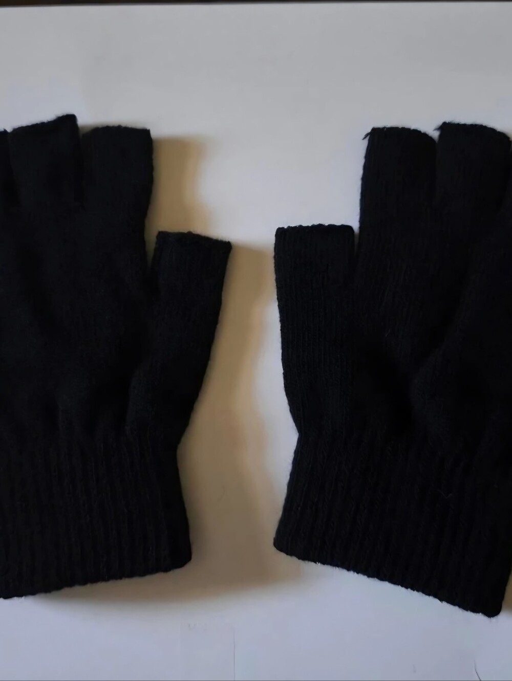 Black Fingerless Knit Gloves